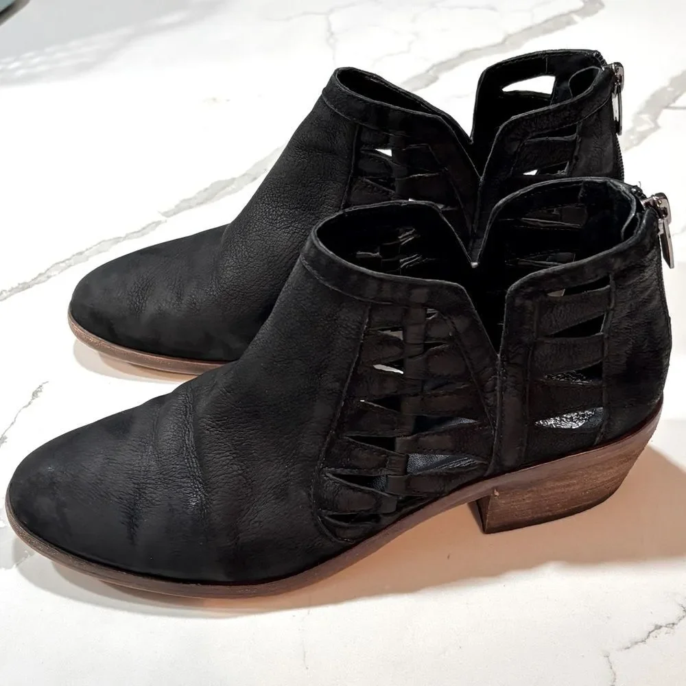 Vince Camuto | Women’s Prestetta Black Leather Ankle Boots Booties Cutout Size 8